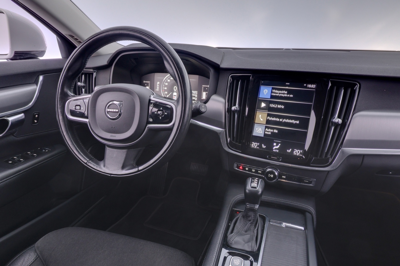 VOLVO V90 2018