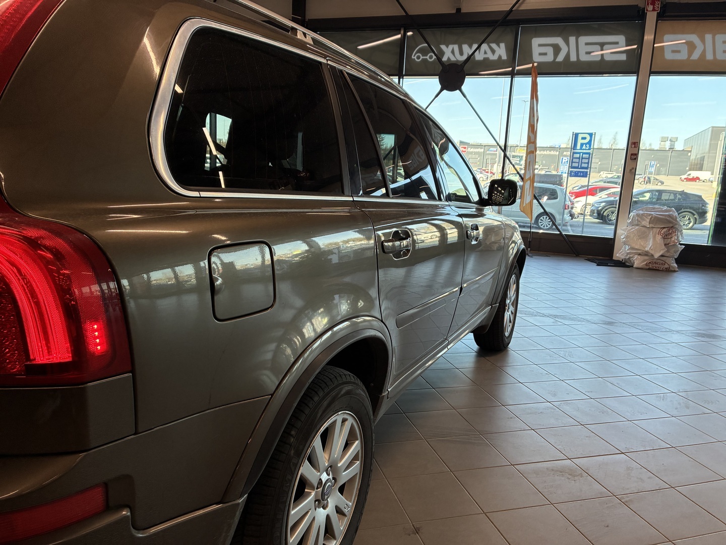 VOLVO XC90 2012