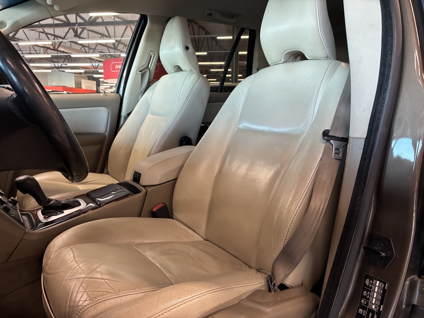 VOLVO XC90 2012