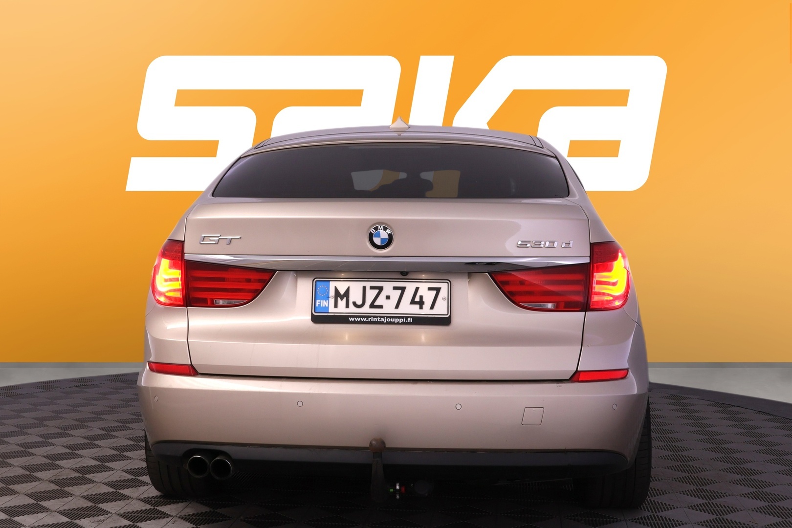 BMW 530 2010