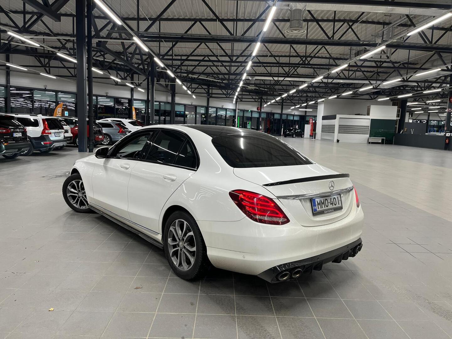 MERCEDES-BENZ C 2016