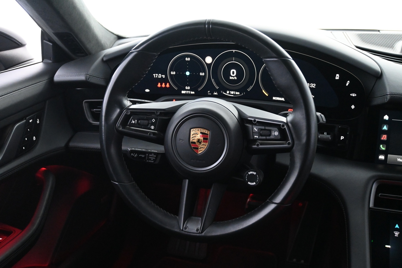 PORSCHE Taycan 2023
