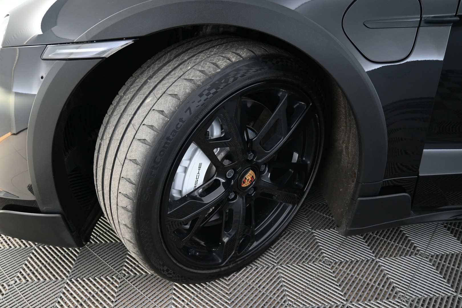 PORSCHE Taycan 2023