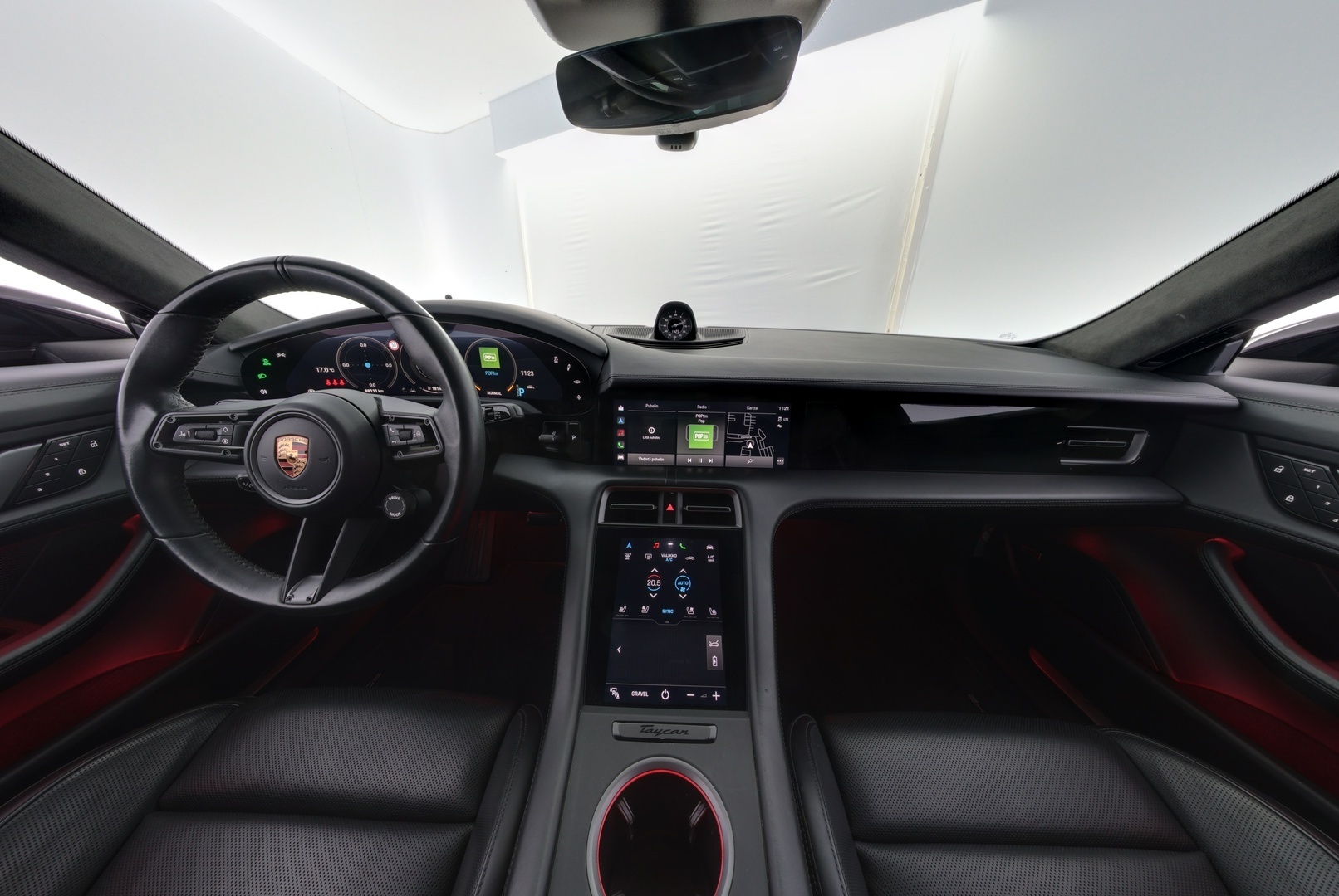 PORSCHE Taycan 2023