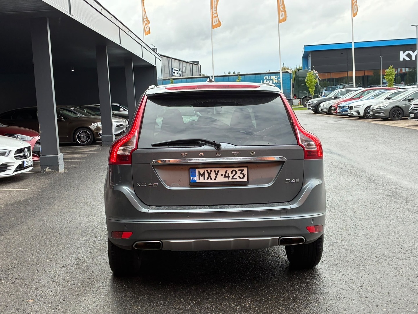 VOLVO XC60 2017