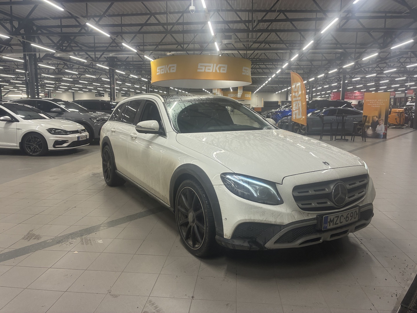 MERCEDES-BENZ E 2018