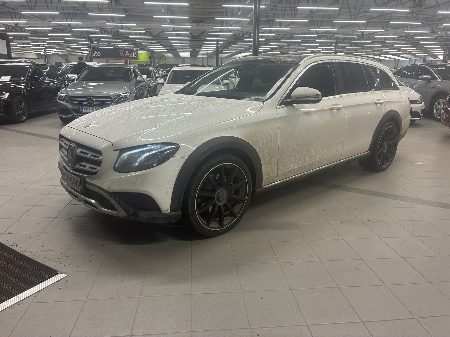 MERCEDES-BENZ E 2018