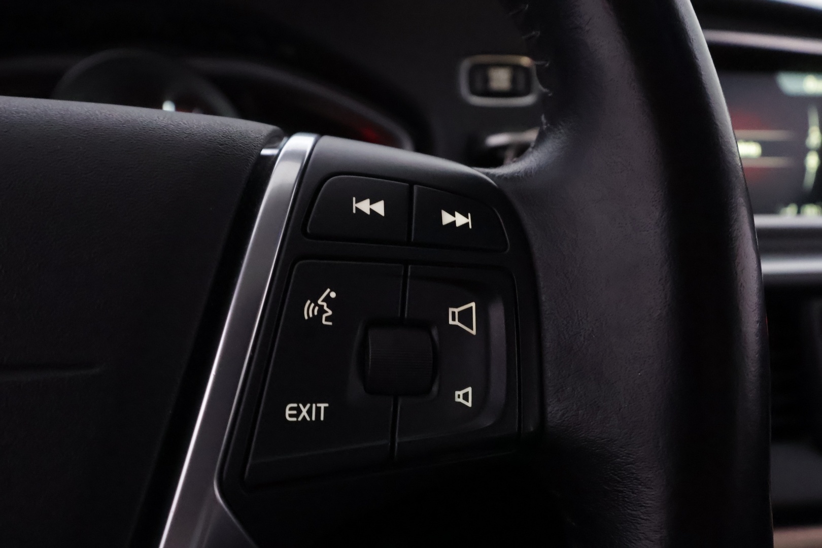 VOLVO V40 Cross Country 2016