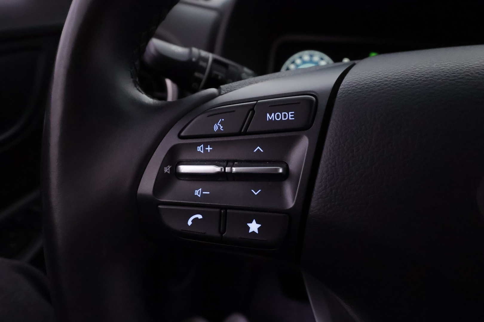 HYUNDAI KONA 2022