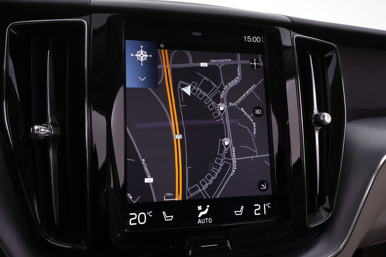 VOLVO XC60 2021
