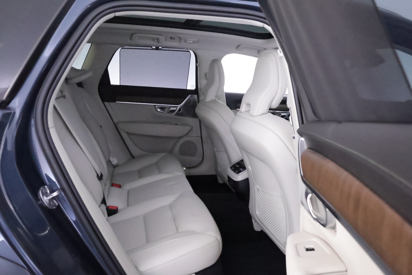 VOLVO V90 Cross Country 2022