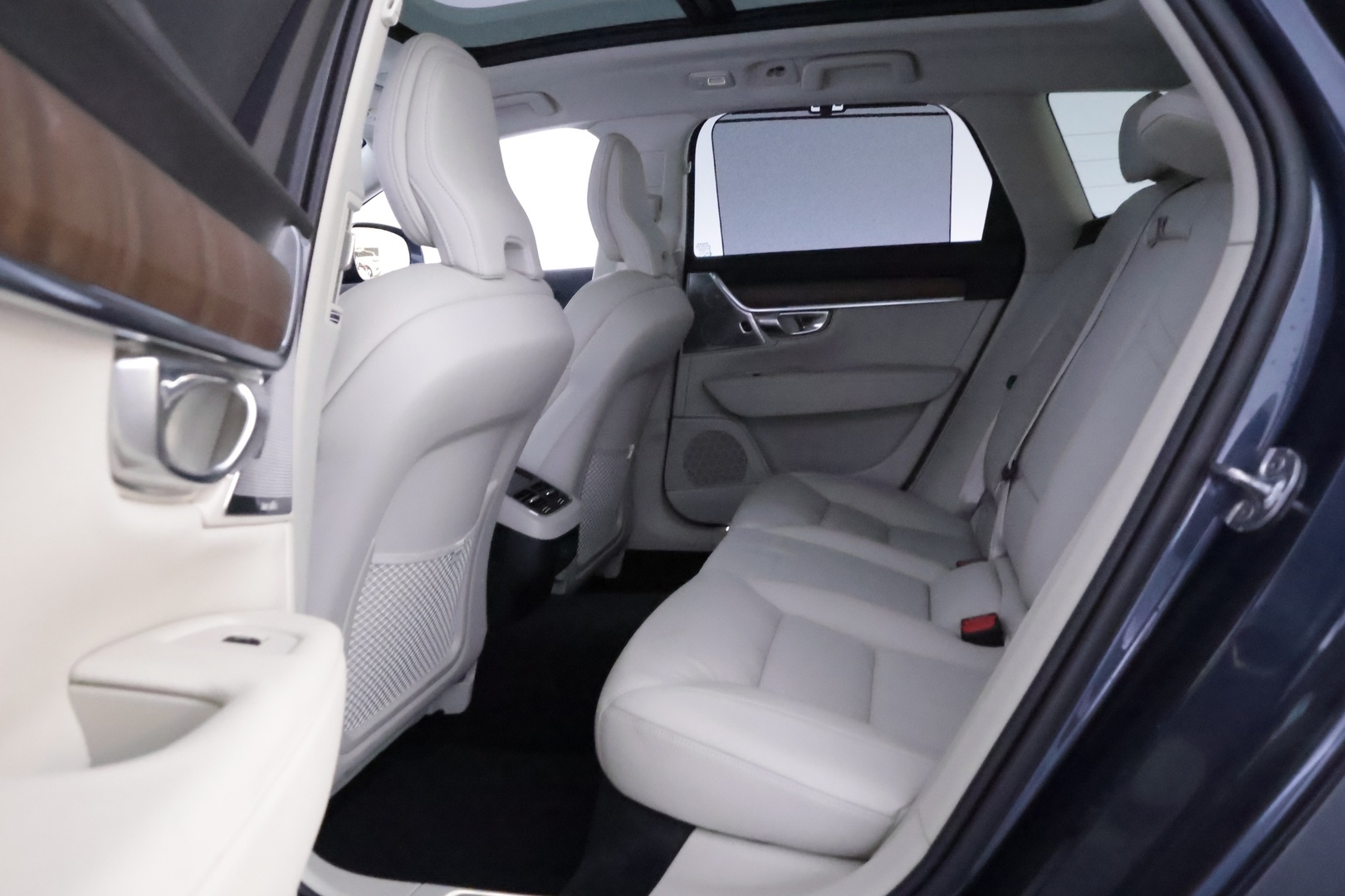 VOLVO V90 Cross Country 2022
