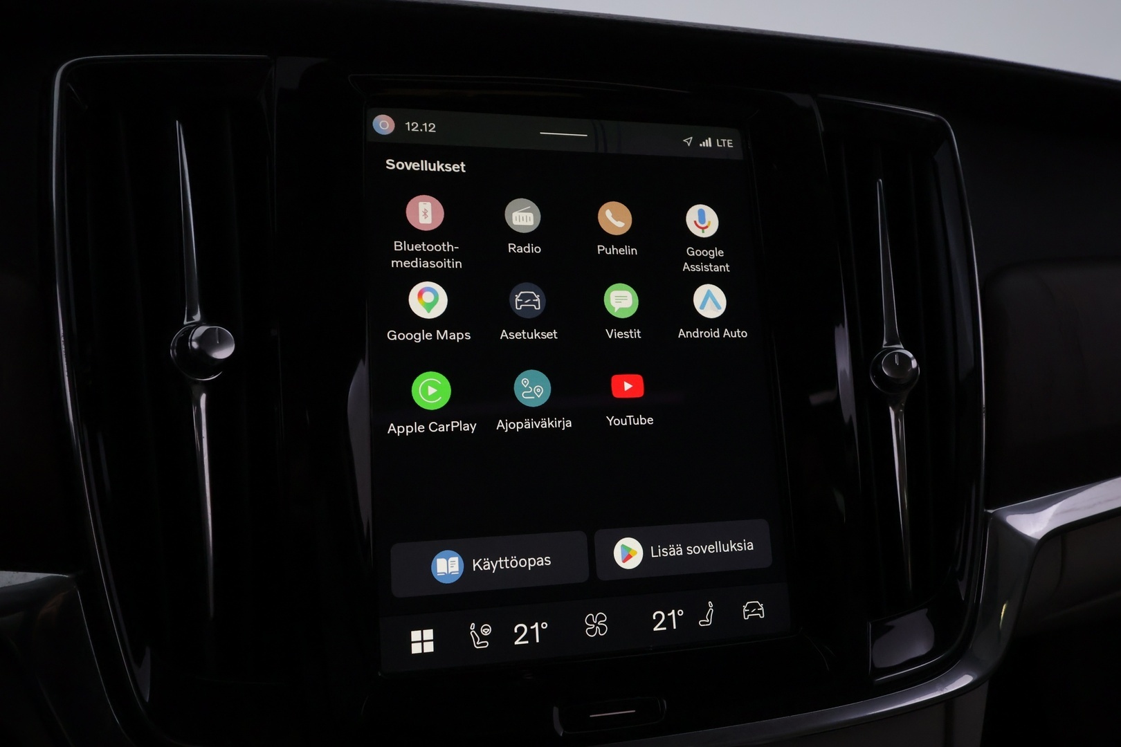 VOLVO V90 Cross Country 2022