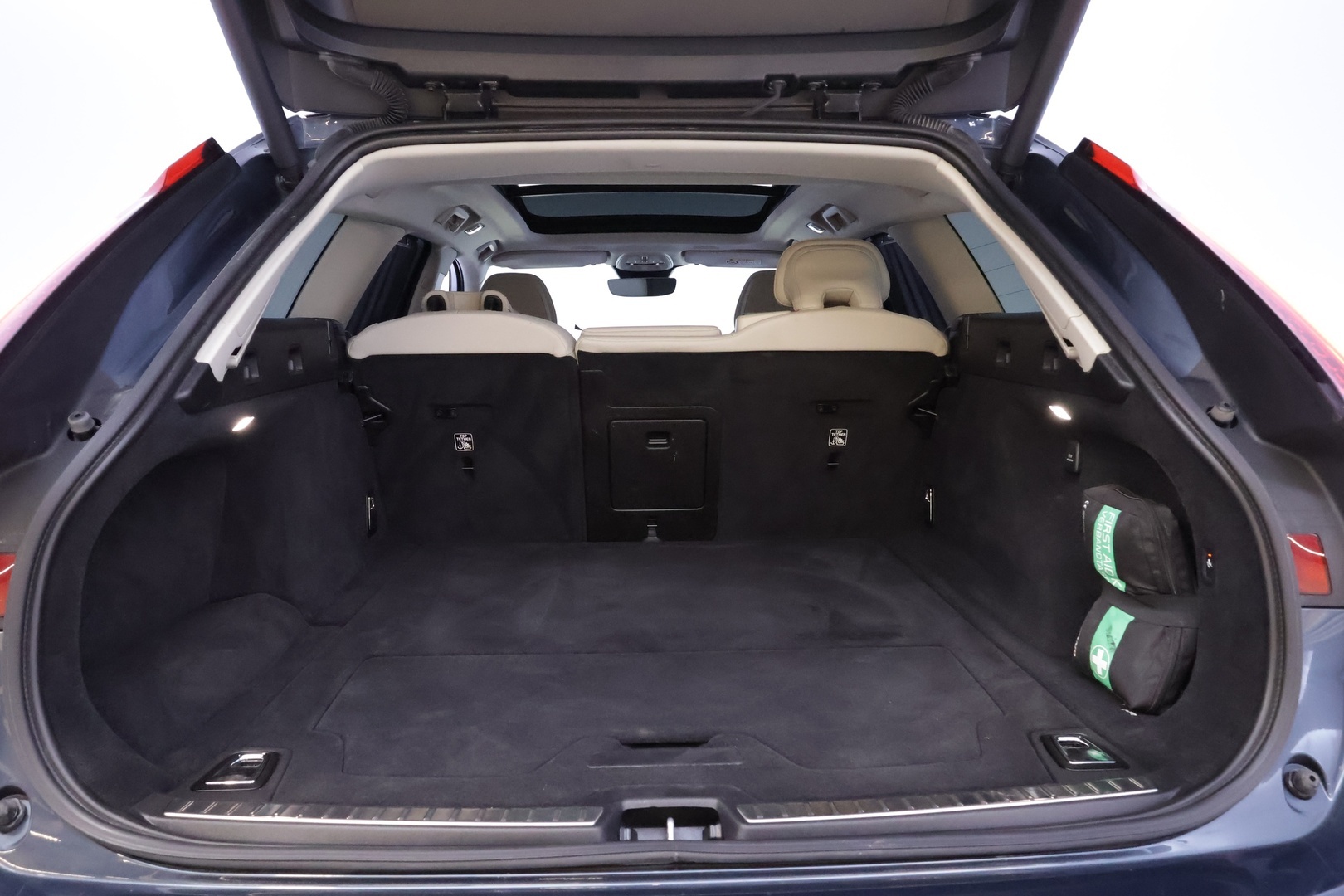 VOLVO V90 Cross Country 2022