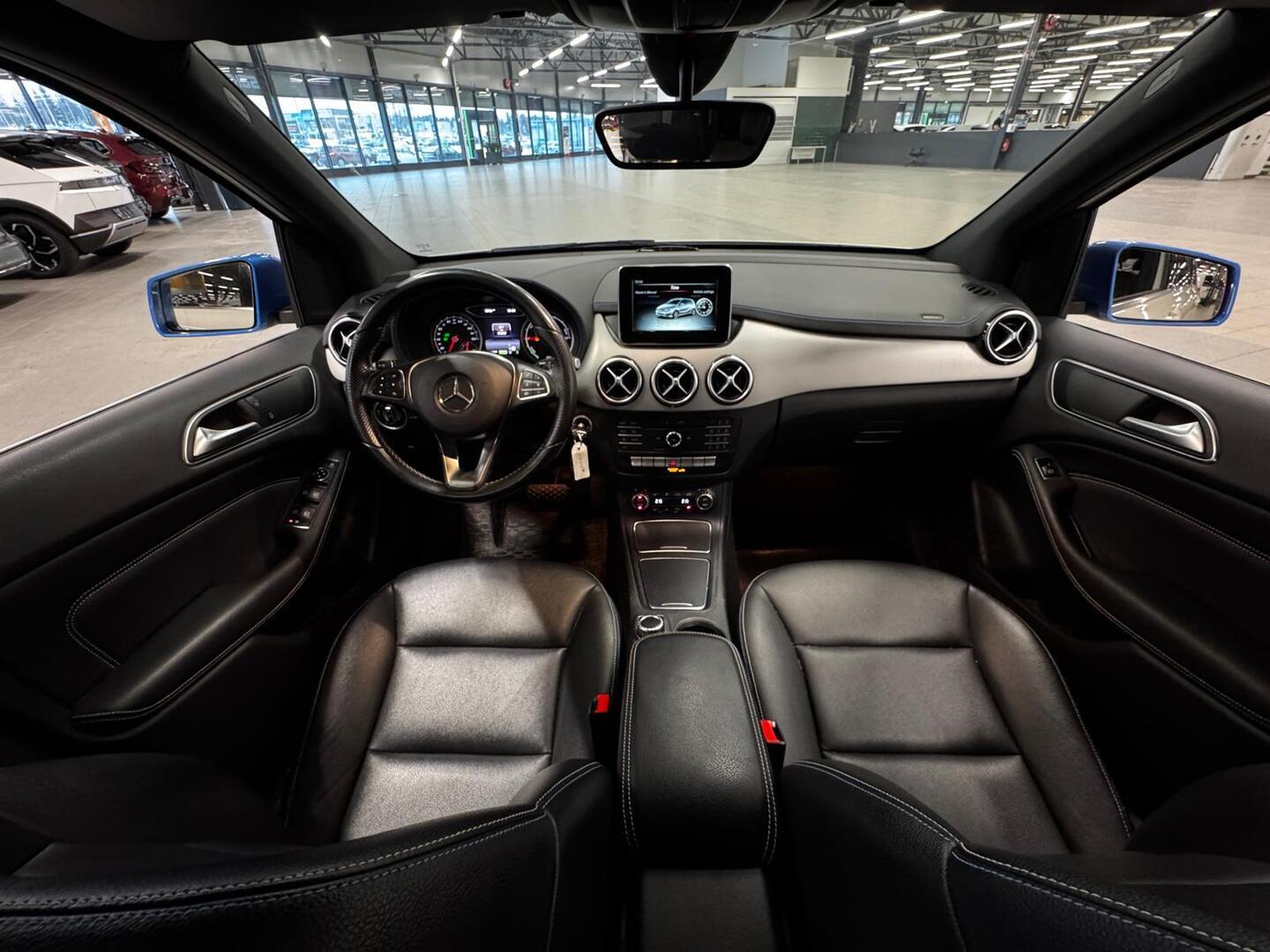 MERCEDES-BENZ B 2015