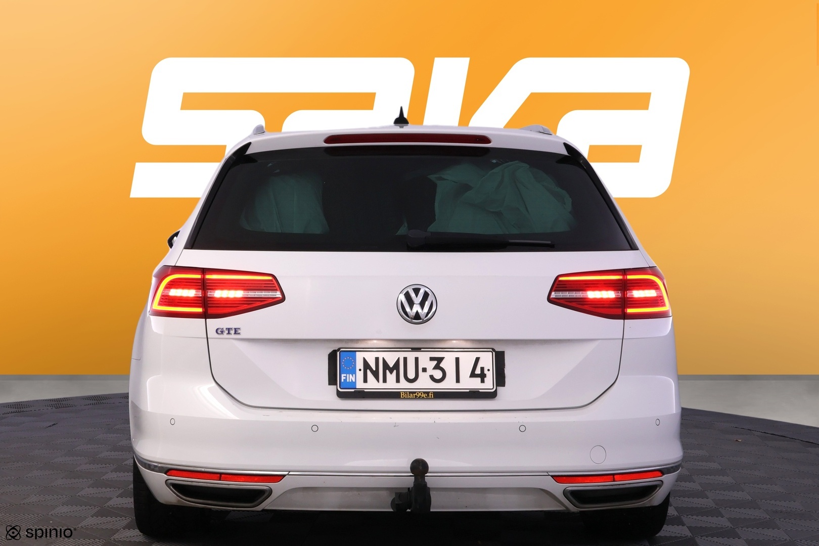 VOLKSWAGEN Passat 2018