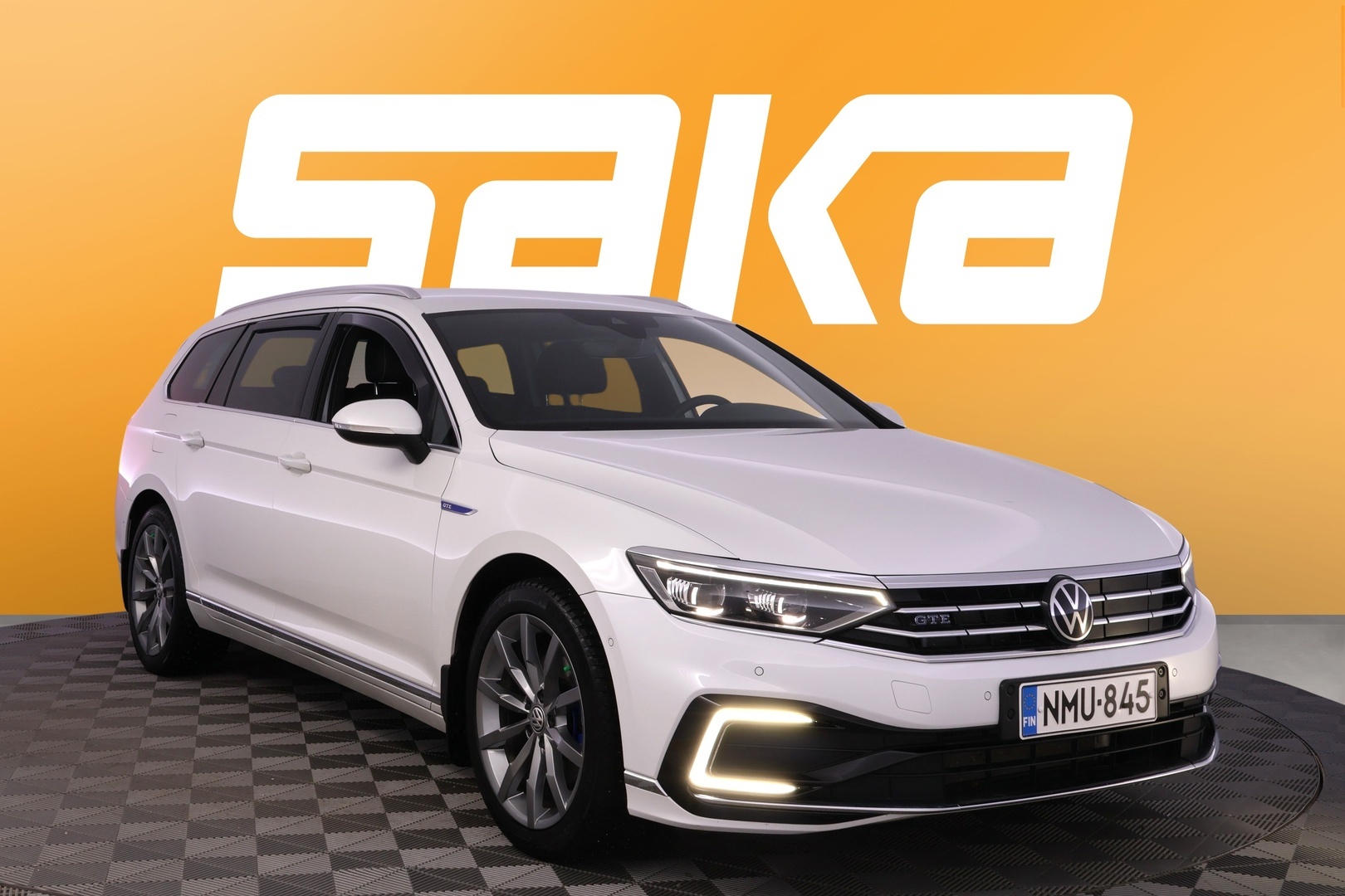 VOLKSWAGEN Passat 2021