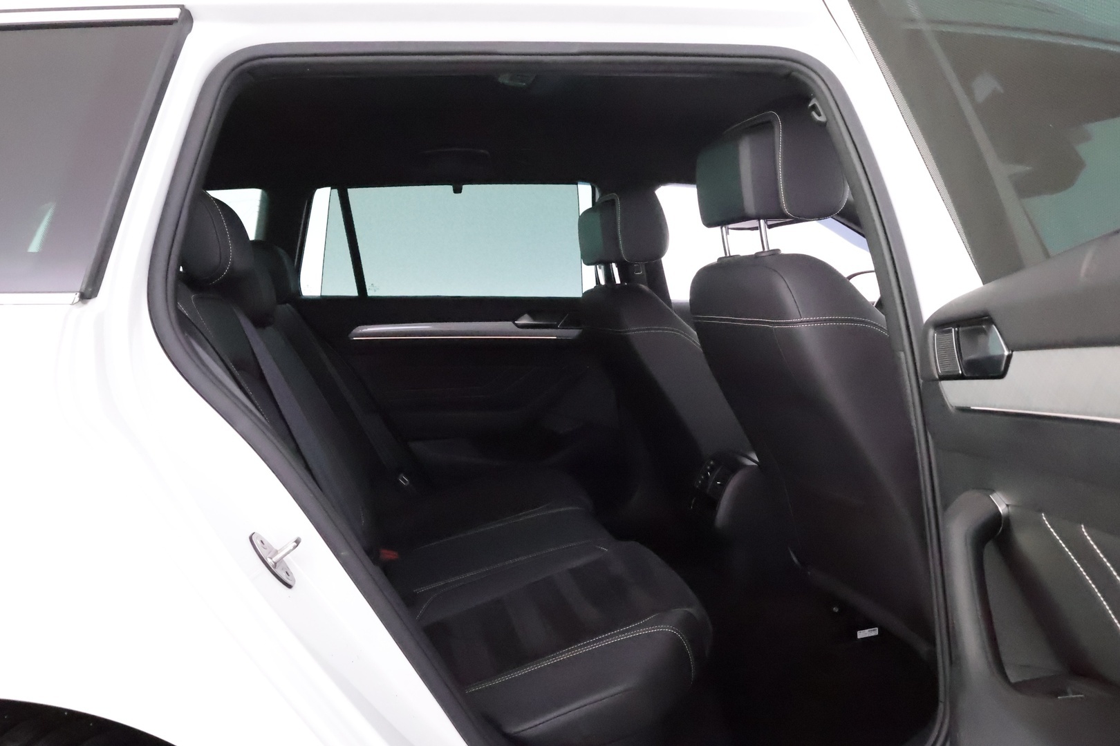 VOLKSWAGEN Passat 2021