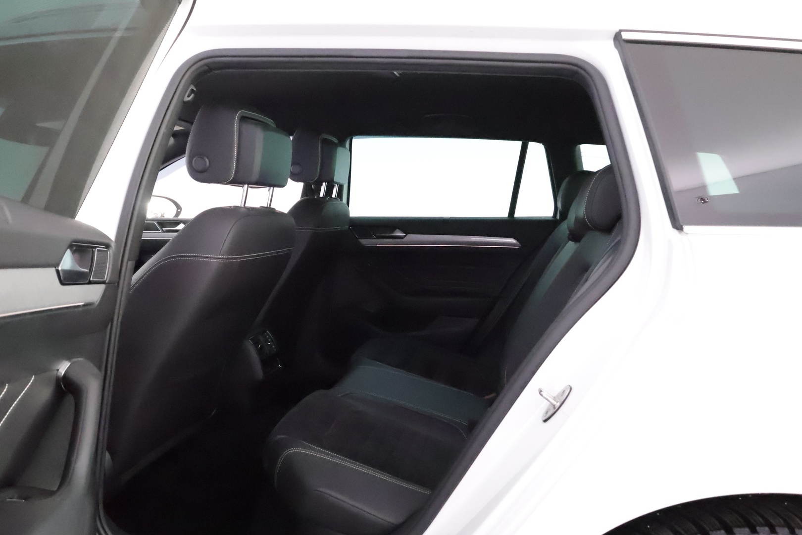 VOLKSWAGEN Passat 2021