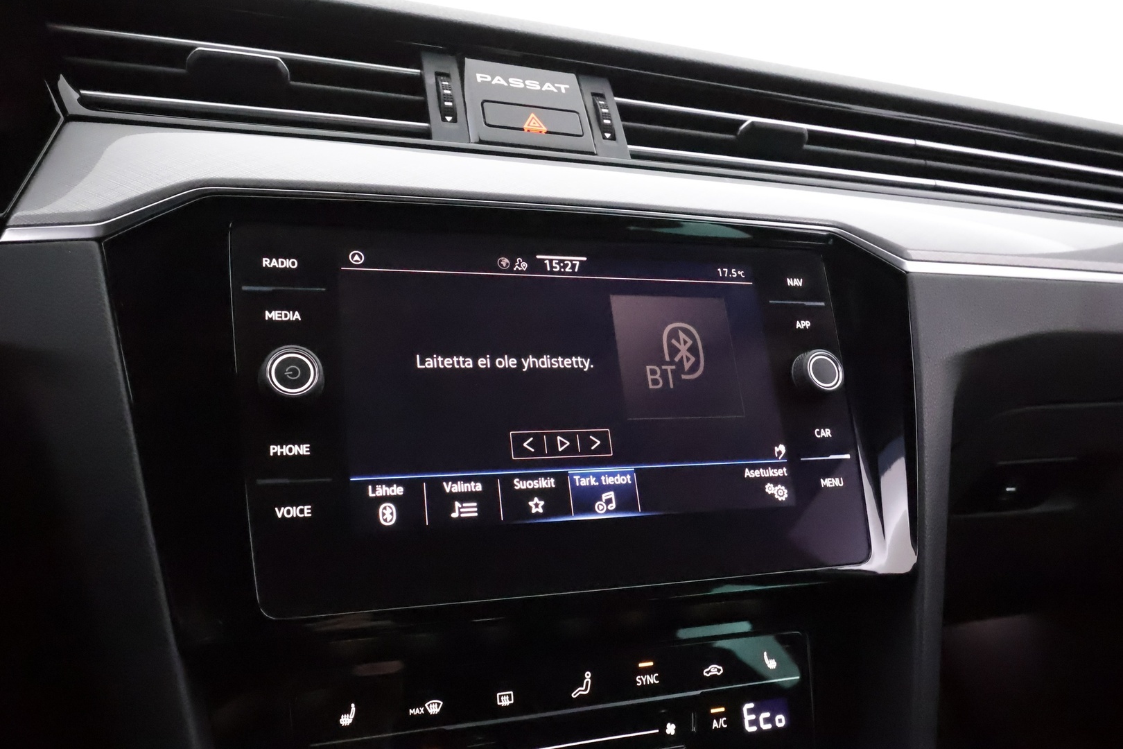 VOLKSWAGEN Passat 2021