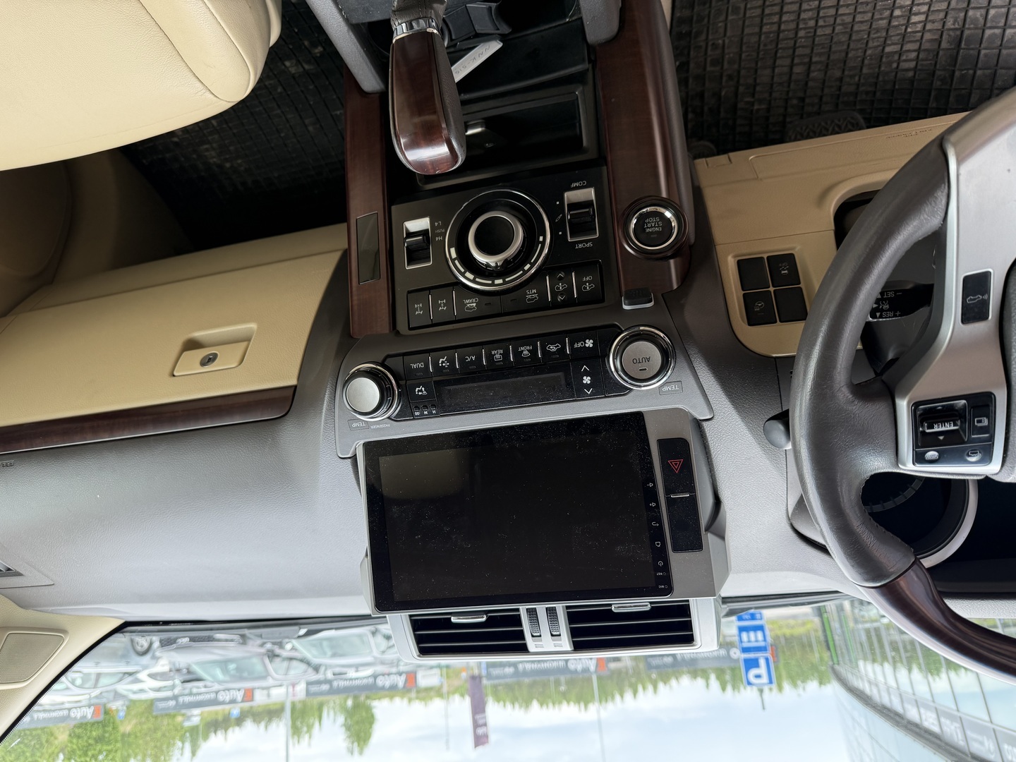 TOYOTA LAND CRUISER 2014