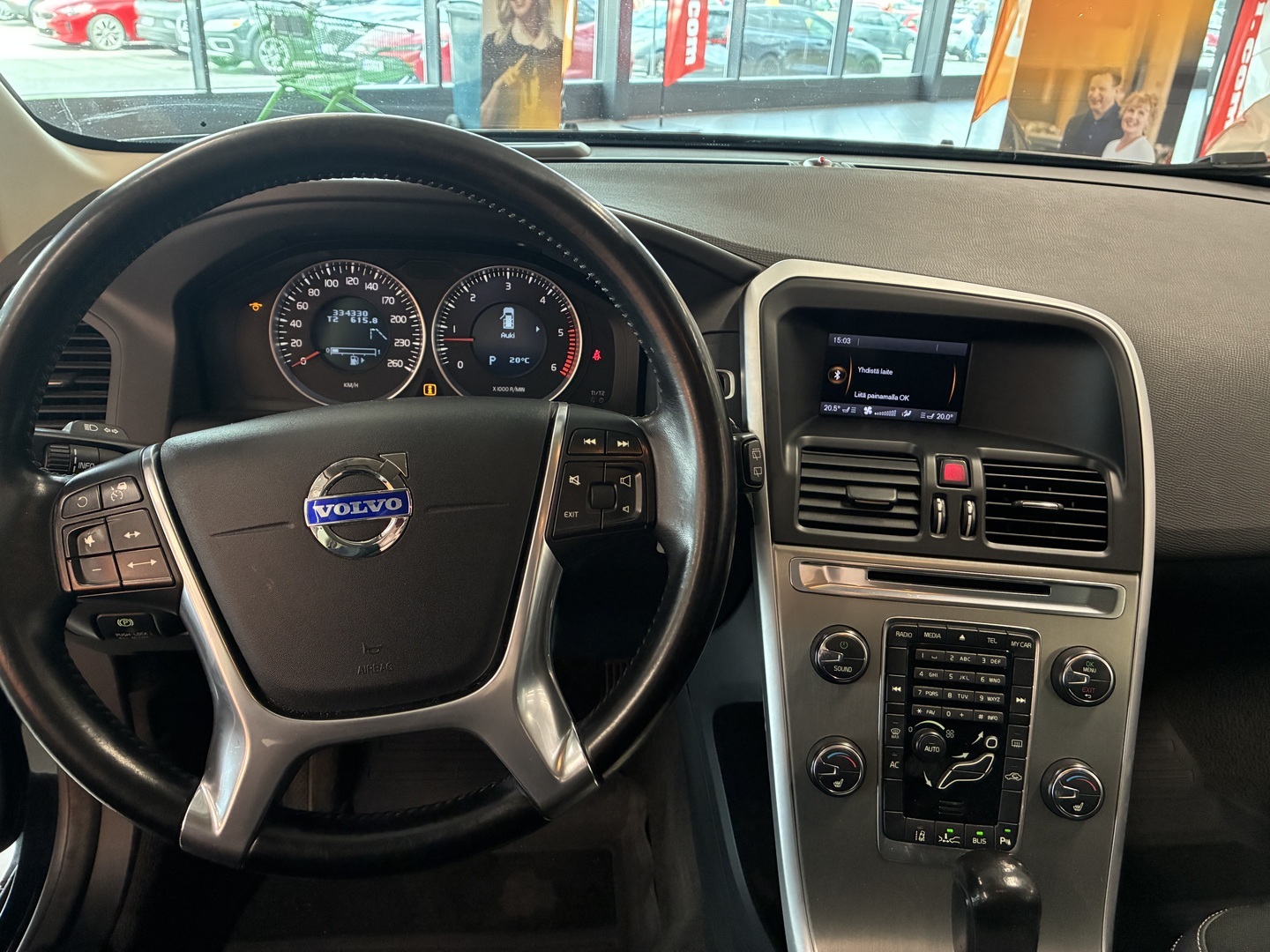 VOLVO XC60 2011