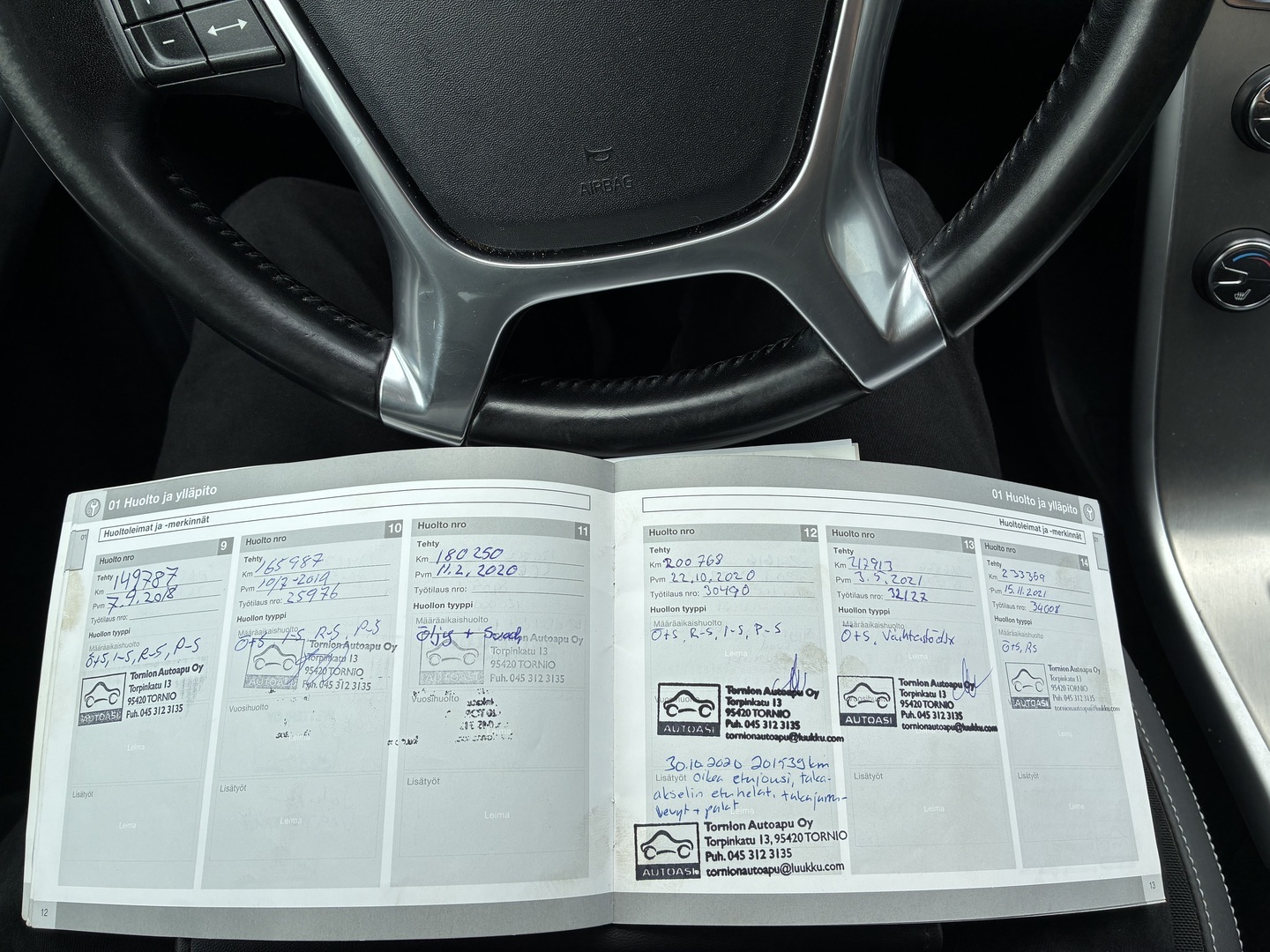 VOLVO XC60 2011