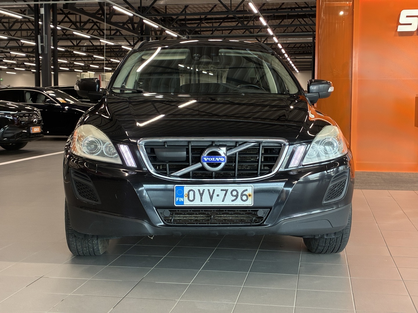 VOLVO XC60 2011