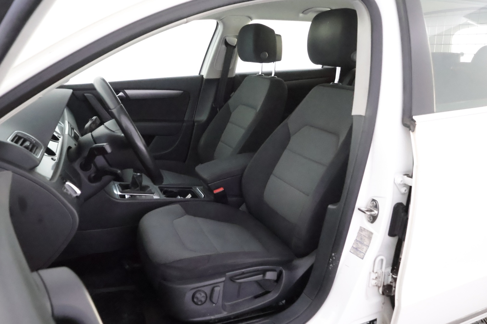 VOLKSWAGEN Passat 2014