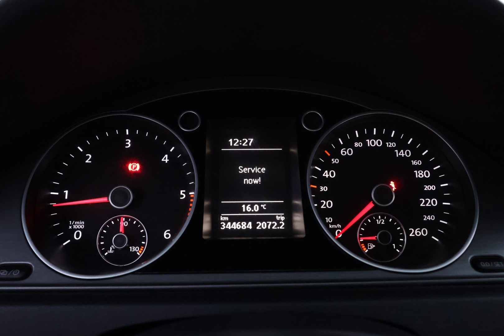 VOLKSWAGEN Passat 2014