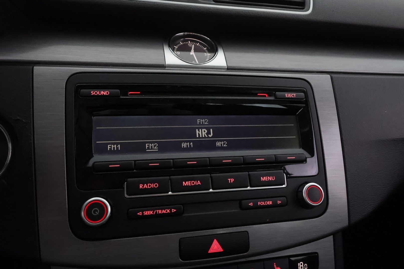 VOLKSWAGEN Passat 2014