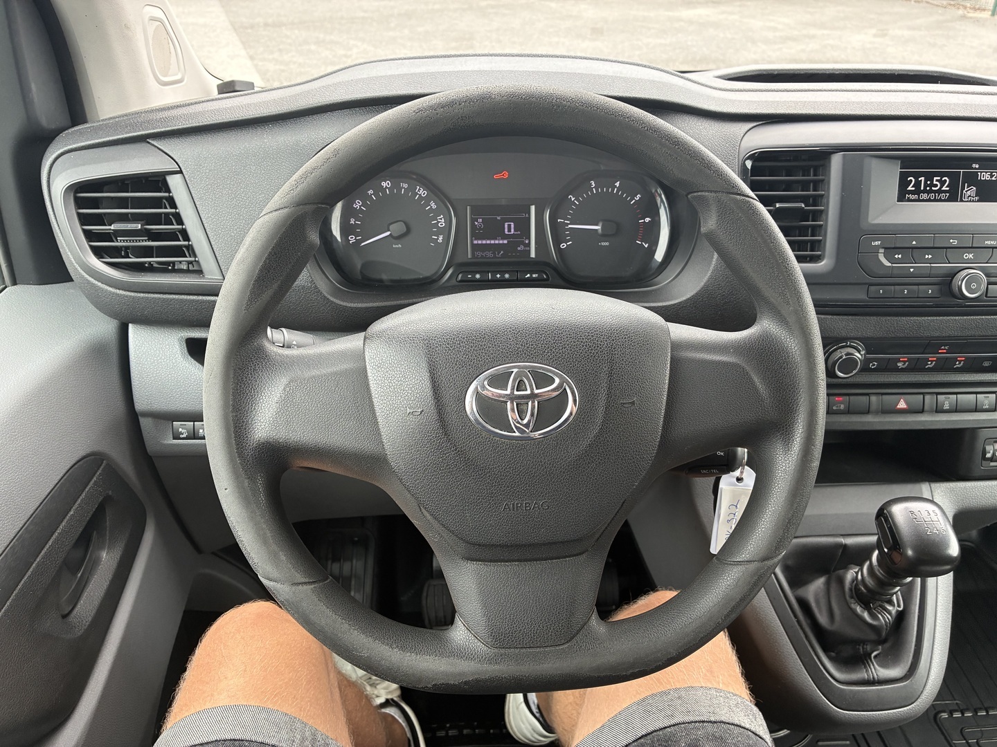 TOYOTA Proace 2020