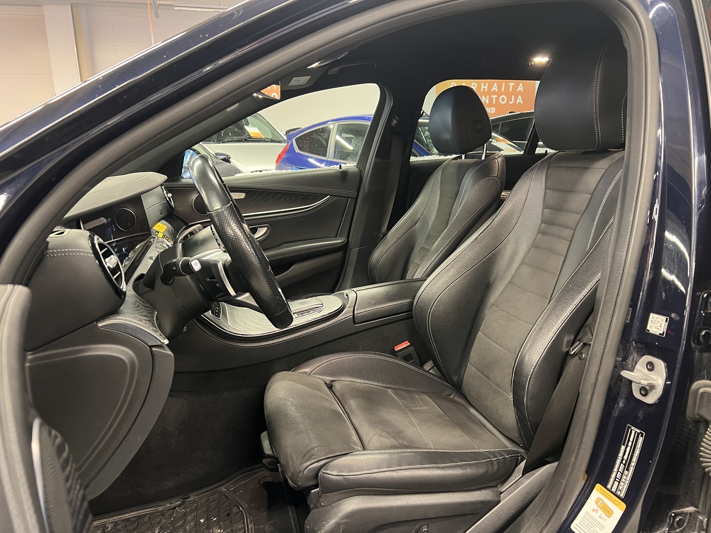 MERCEDES-BENZ E 2021