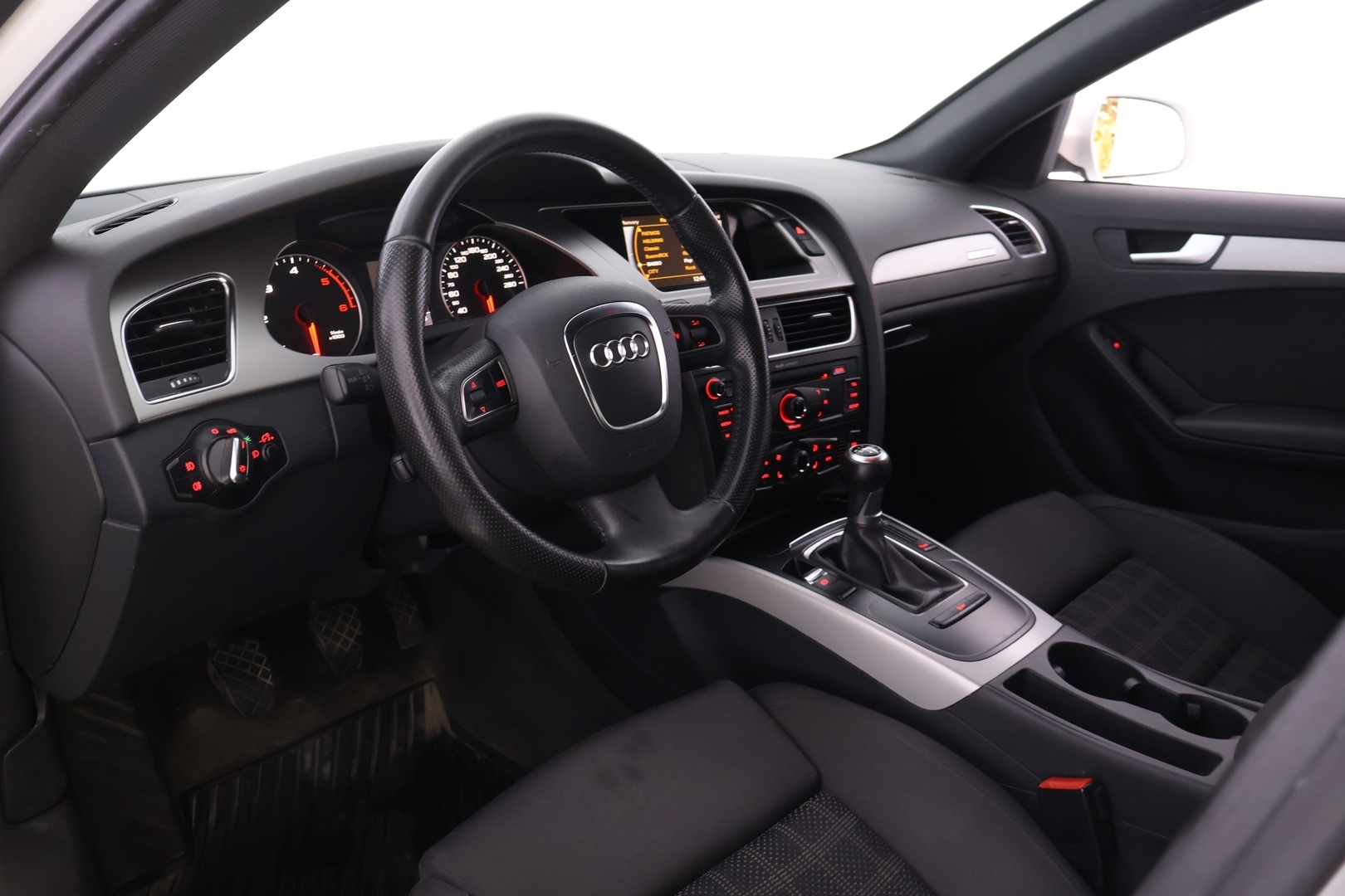 AUDI A4 2012
