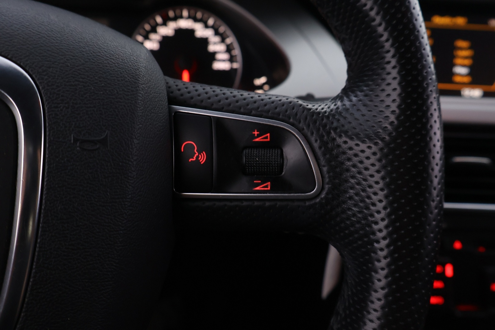 AUDI A4 2012