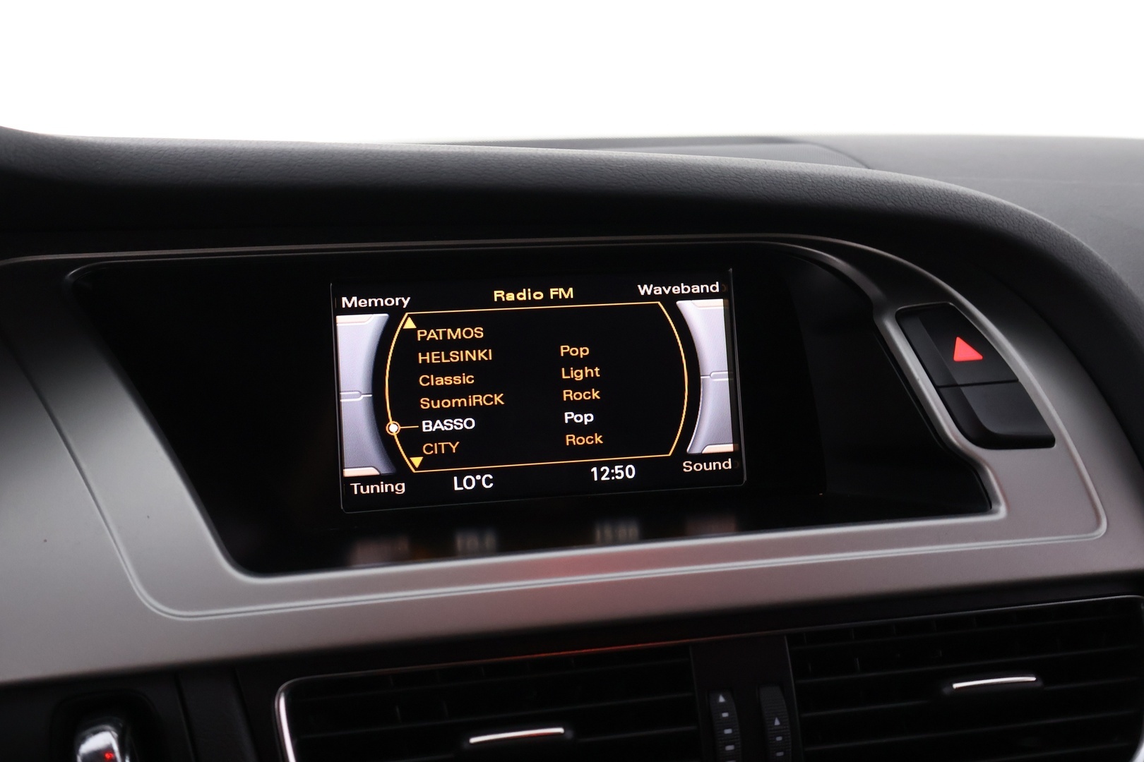 AUDI A4 2012