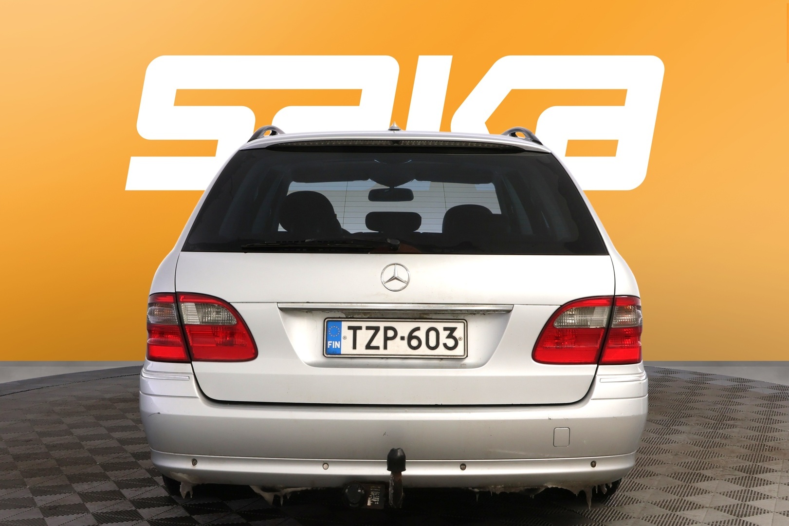 MERCEDES-BENZ E 2007