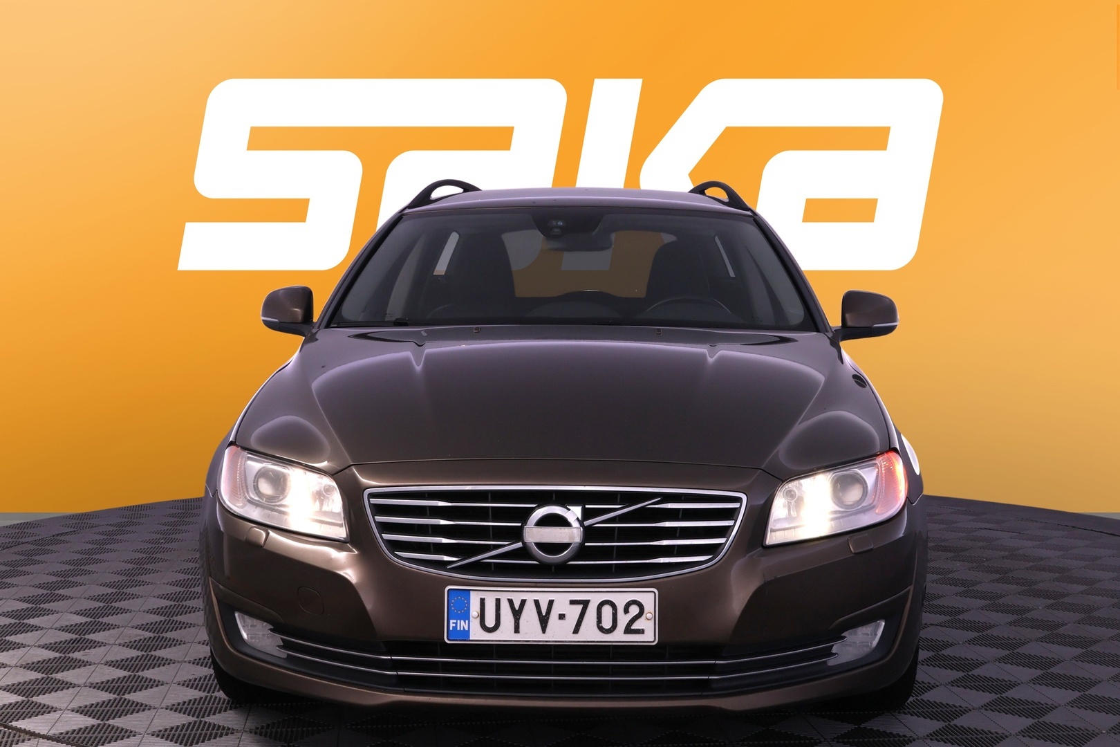 VOLVO V70 2014