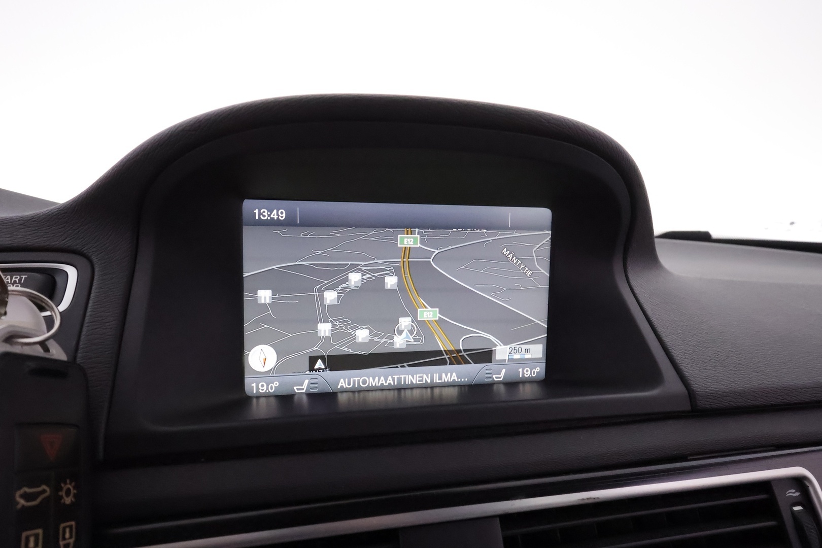 VOLVO V70 2014