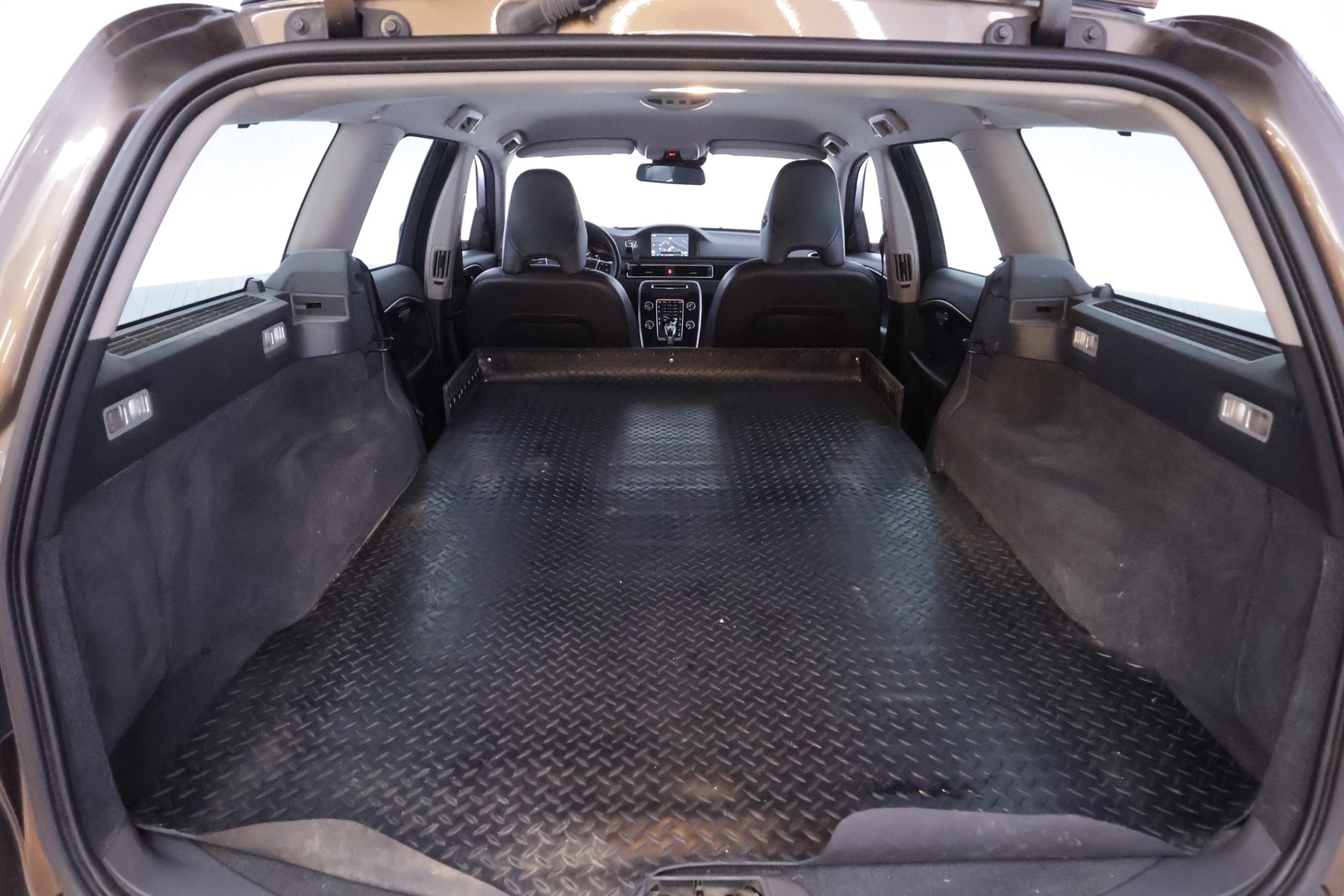 VOLVO V70 2014