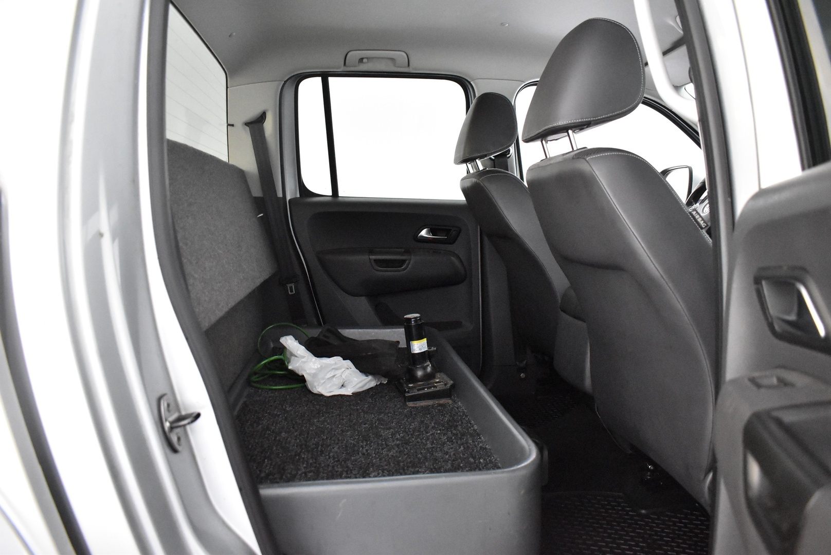 VOLKSWAGEN Amarok 2014