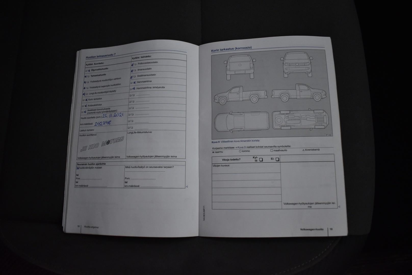 VOLKSWAGEN Amarok 2014