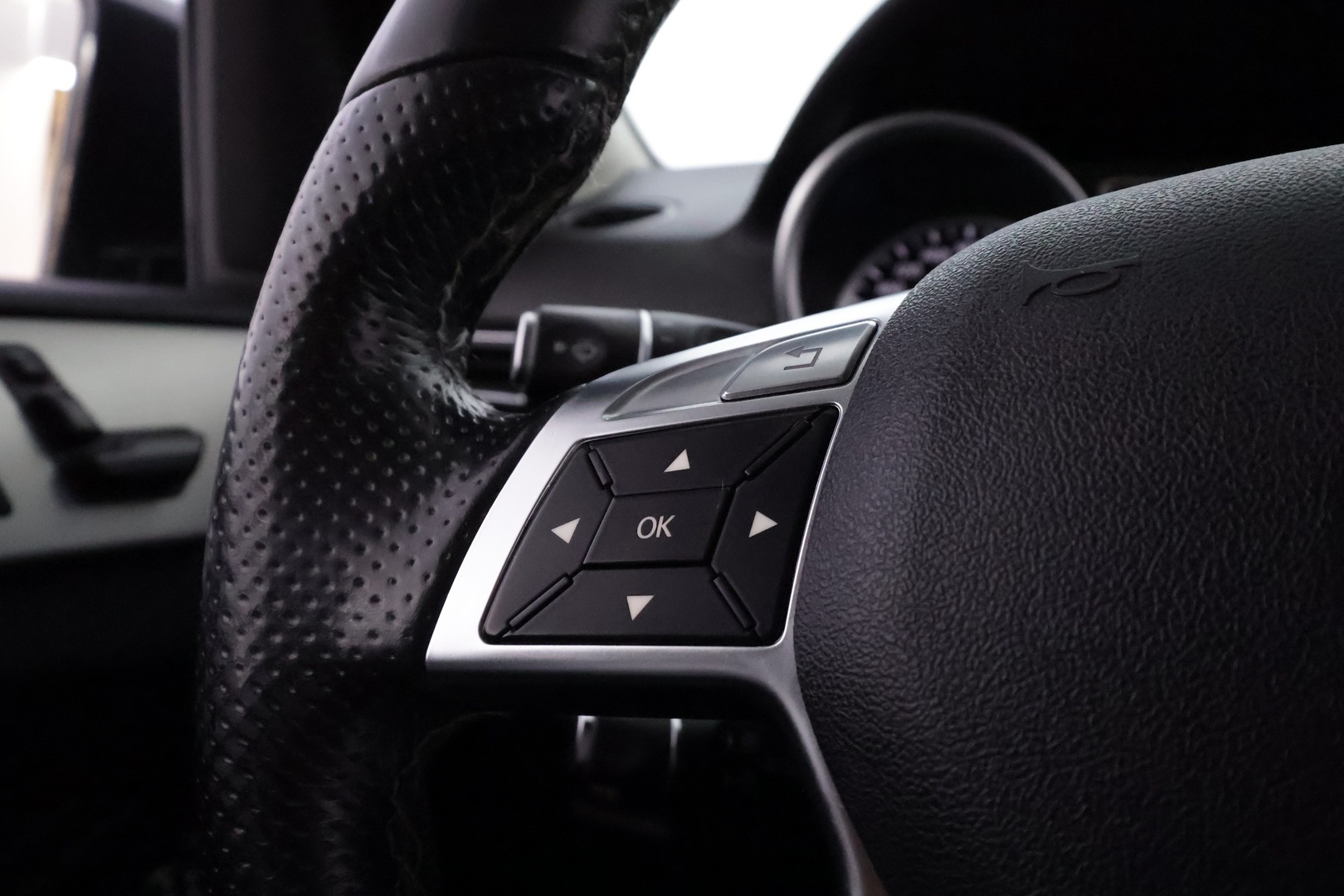 MERCEDES-BENZ ML 2013