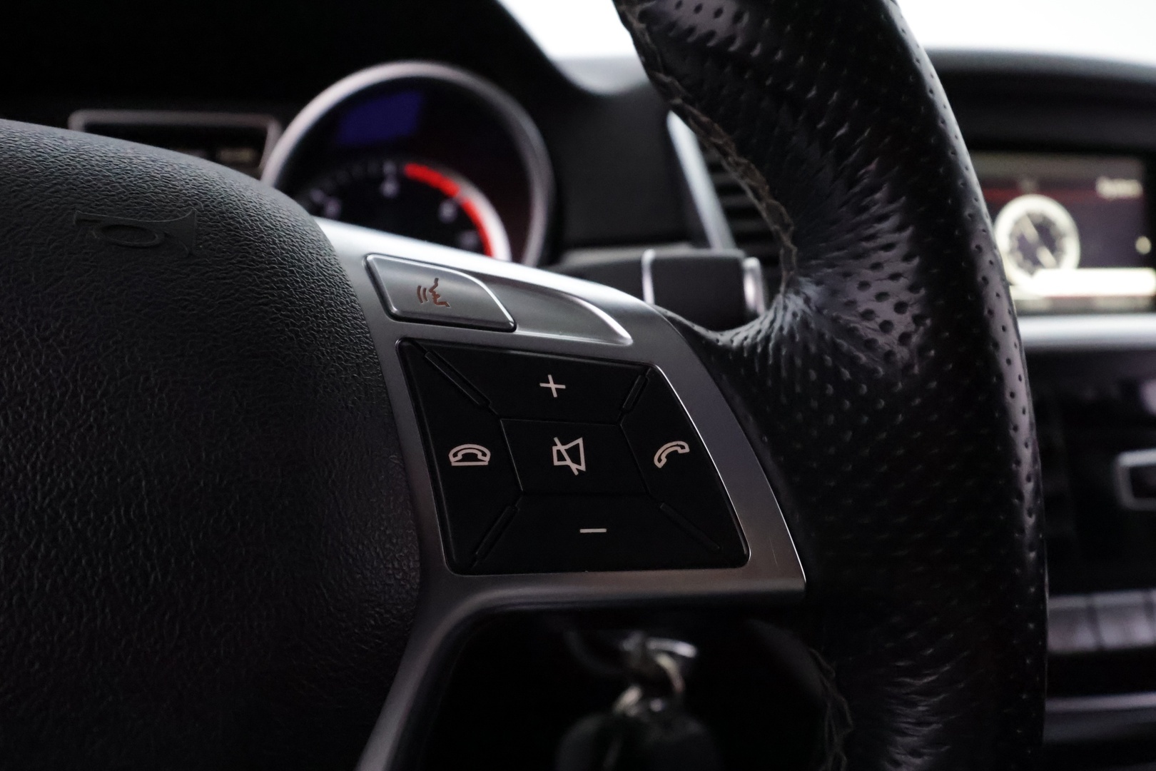 MERCEDES-BENZ ML 2013