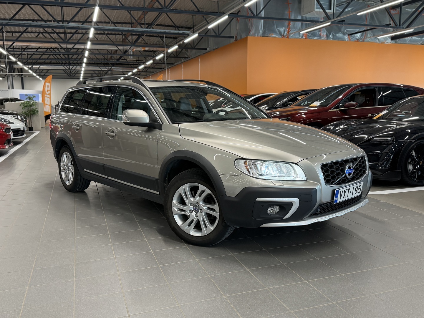 VOLVO XC70 2015