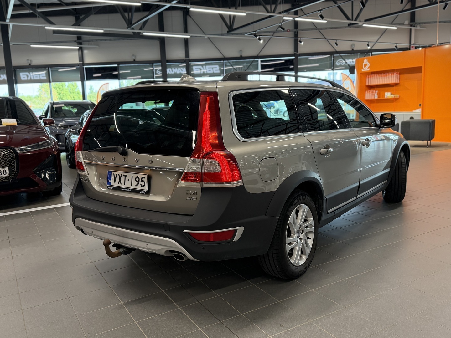 VOLVO XC70 2015