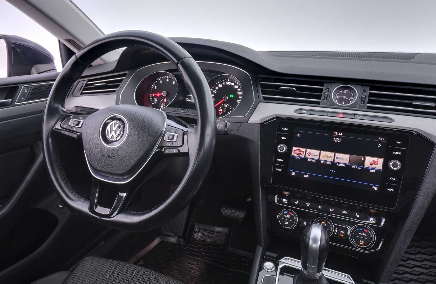 VOLKSWAGEN Arteon 2018