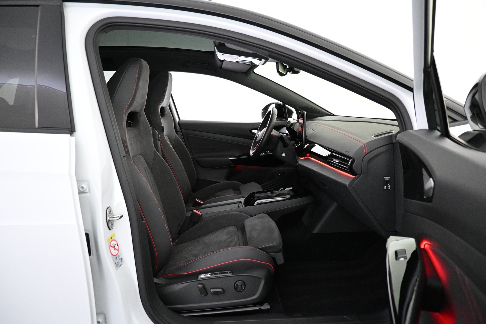 VOLKSWAGEN ID.4 2024