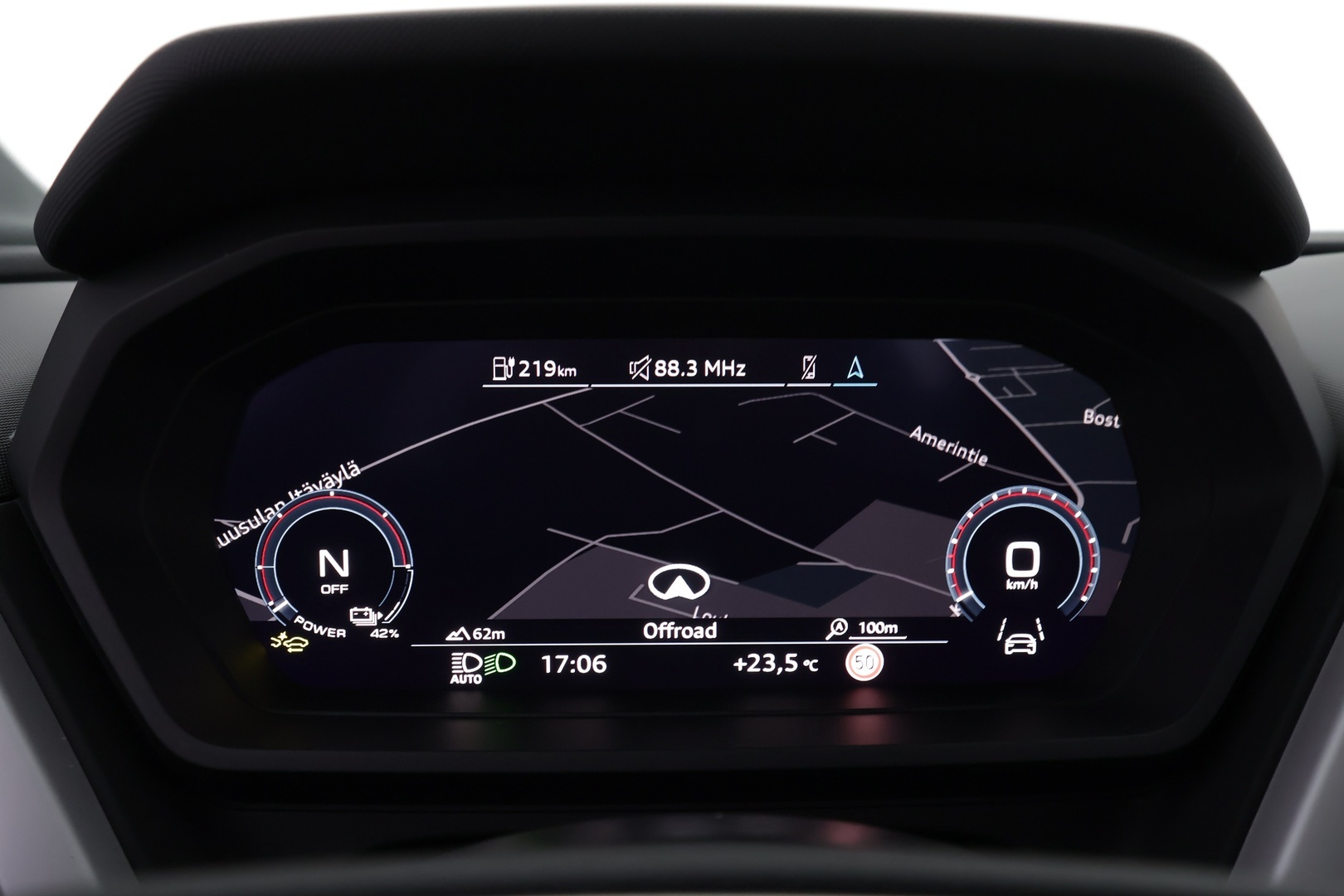 AUDI Q4 e-tron 2025