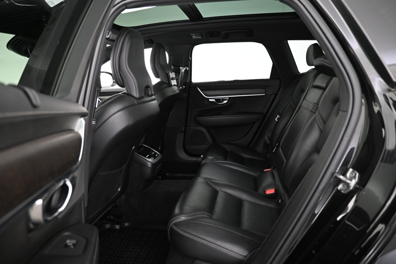 VOLVO V90 Cross Country 2020